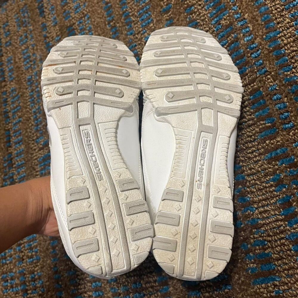 Skechers Women 7.5 White Blue Slip On Sneakers Bungee Lace Comfort Walking Shoes - Picture 3 of 7